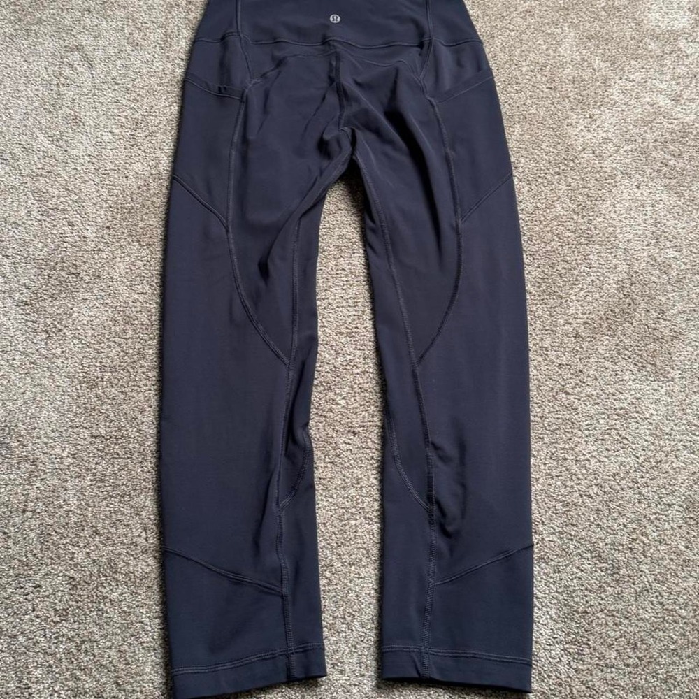 LULULEMON "DEEP BLUE" CARGO POCKET LEGGINGS